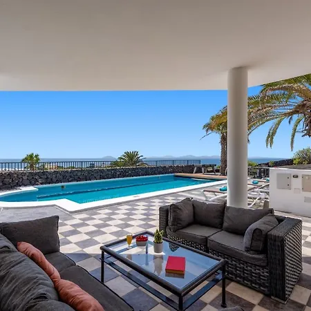 Rodea Cinco By Villa Playa Blanca (Lanzarote)