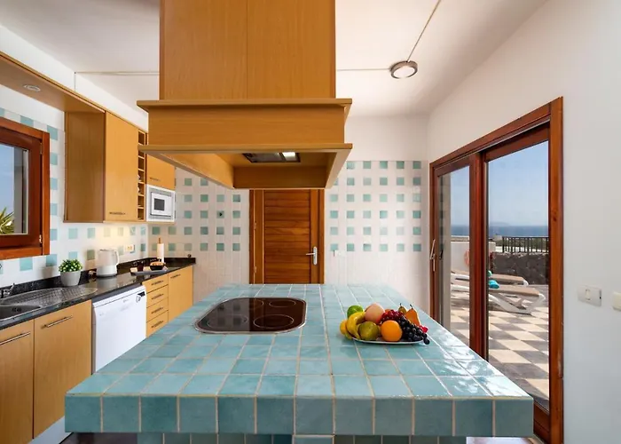 Rodea Cinco By بلايا بلانكا